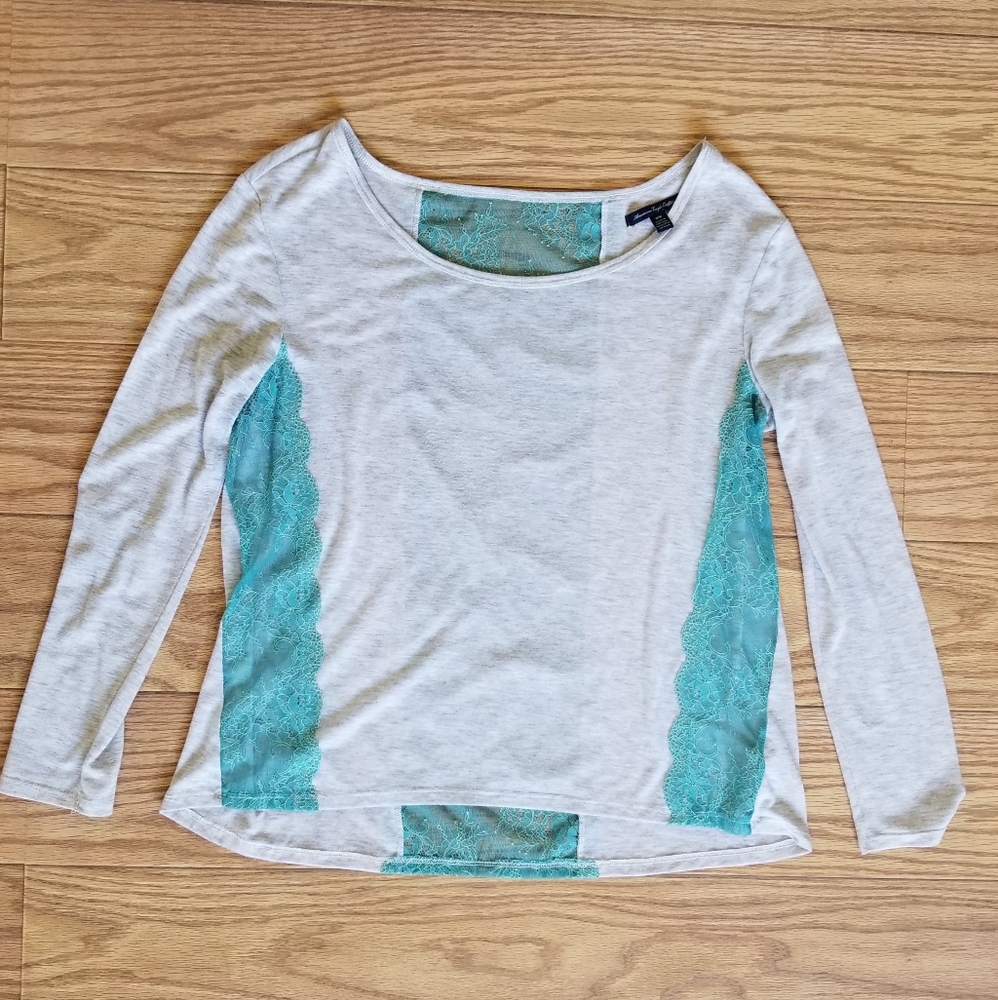 American Eagle top